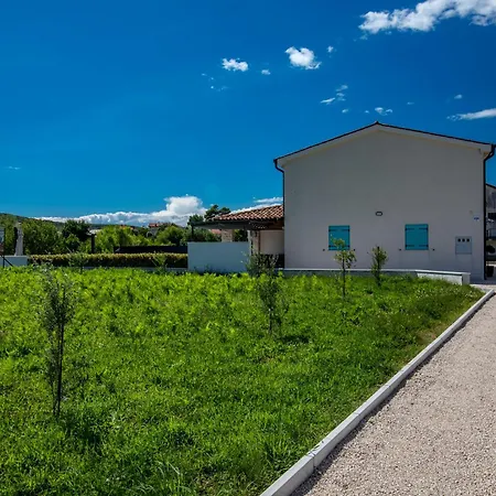 Apartma Stara Maslina * Раб